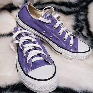 Converse Low top. "Unisex"
